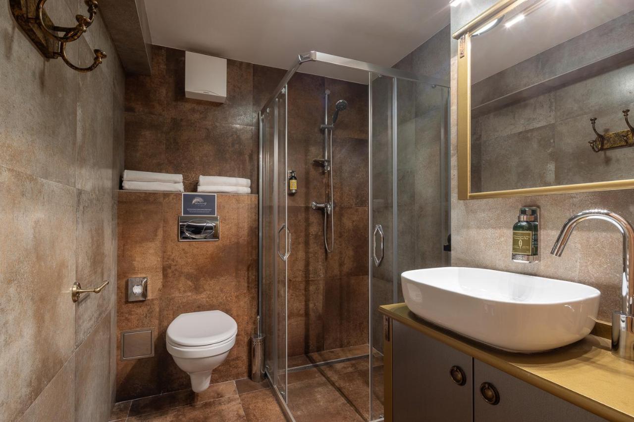 Pytloun Chateau Hotel Ctenice Прага Екстериор снимка